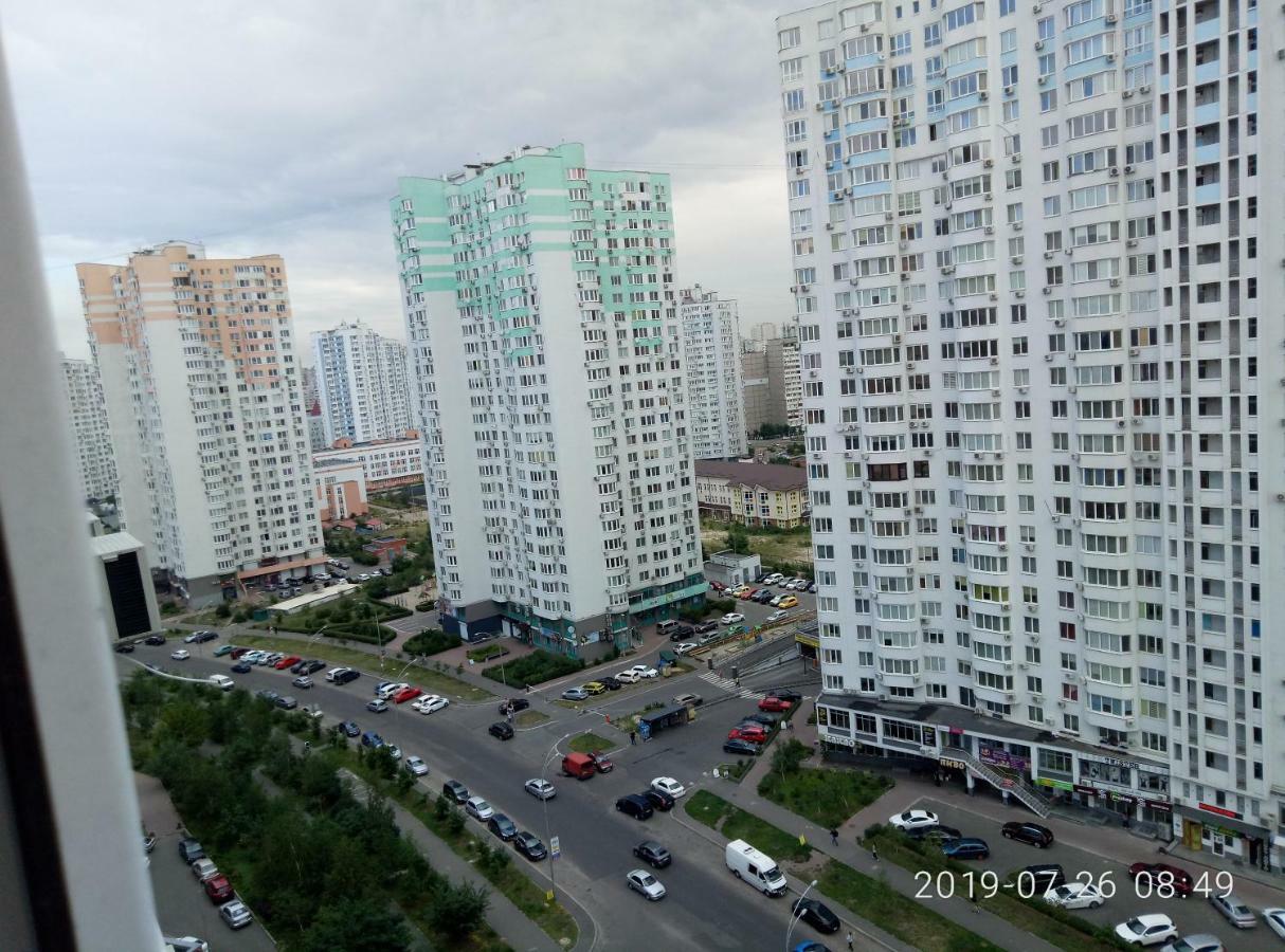 Люкс Апартаменты На Позняках 基輔 外观 照片